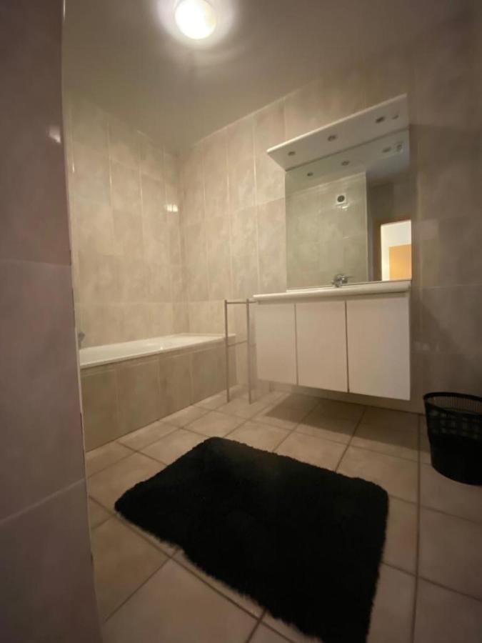 Superbe Appartement Lumineux Et Spacieux Antwerp Exterior photo